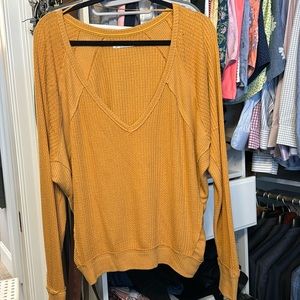 Free people We the free mustard sweater. Size small